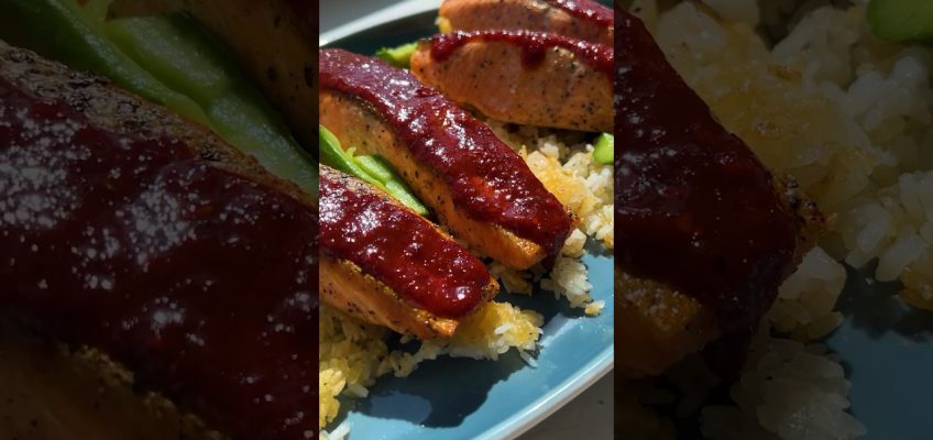 Eric’s gochugaru #salmon #recipe is 👌✨ #food #dinner #cooking #rice #easy #easyrecipe