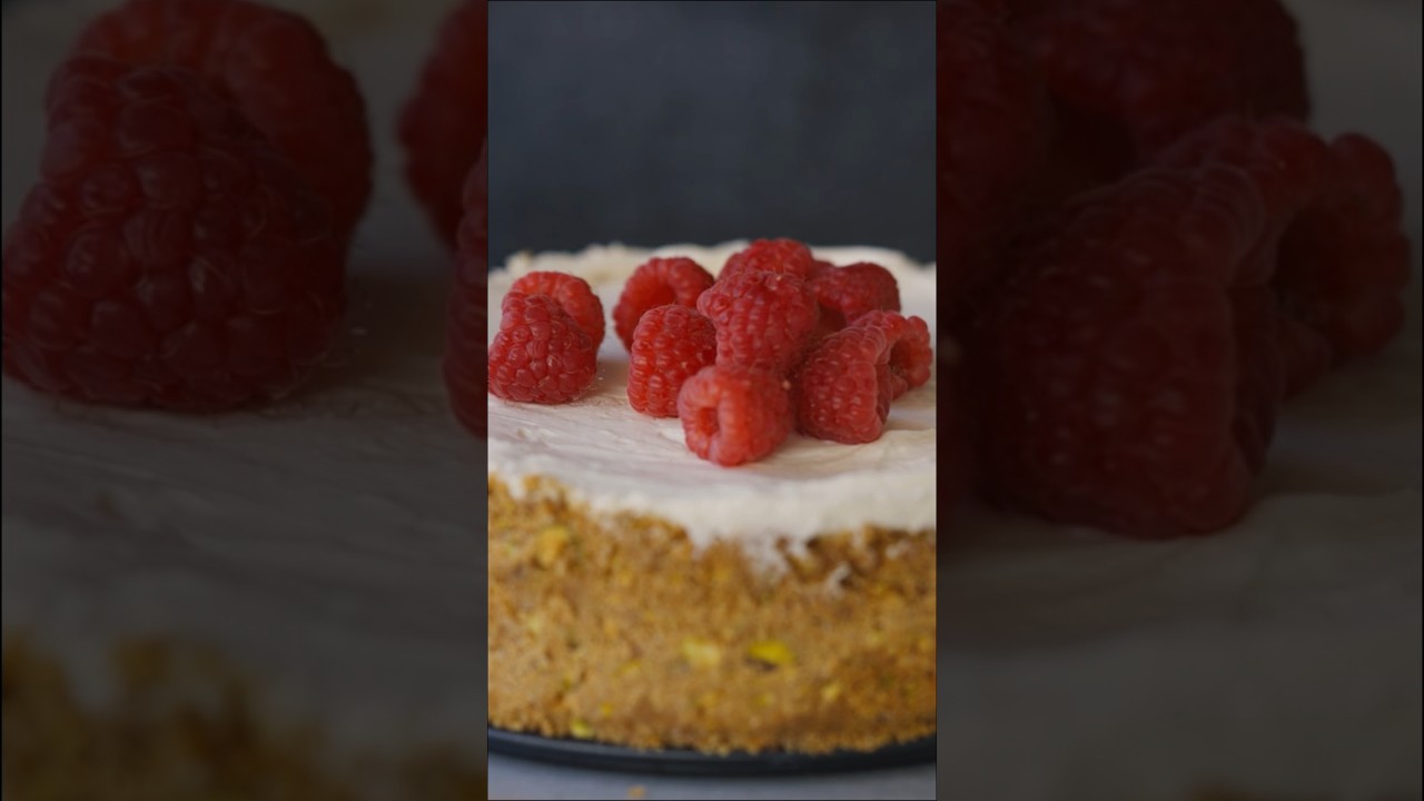What’s Melissa’s secret to getting that pistachio flavor in her new #cheesecake #recipe? Ice cream!