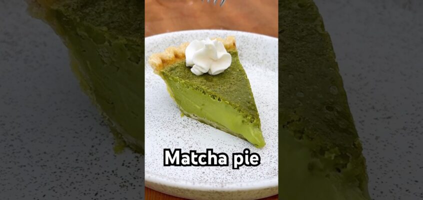 Matcha pie? Yes, please! Get the full recipe in the description. #matcha #shorts