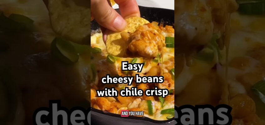 Cheesy chile crisp white beans? So good. Full recipe in the description! #cheese #recipe #shorts